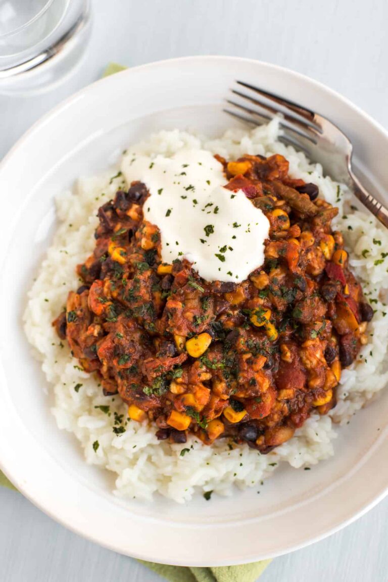 Black Bean and Halloumi Chilli
