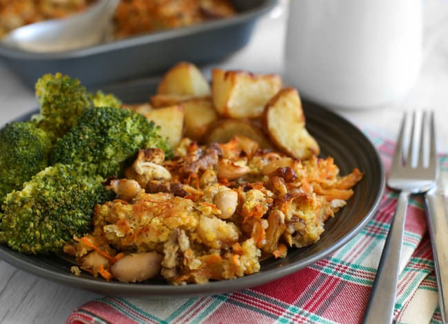 Cheesy carrot nut roast - THE ULTIMATE NUT ROAST! This thing is SO tasty. It makes a perfect vegetarian main course for Christmas dinner!