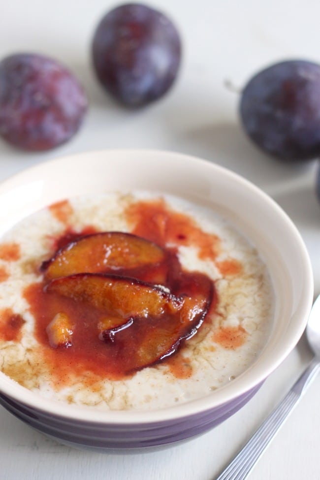 Cinnamon plum porridge - easy, delicious, and much healthier than sugary cereal!