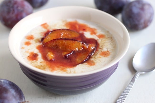 Cinnamon plum porridge