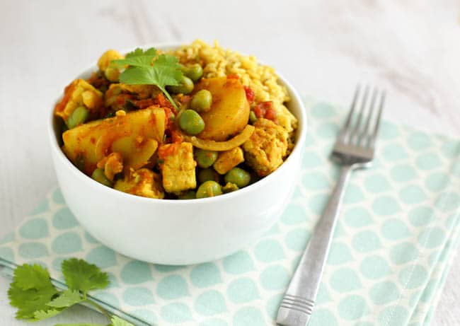Simple Quorn, pea and potato curry