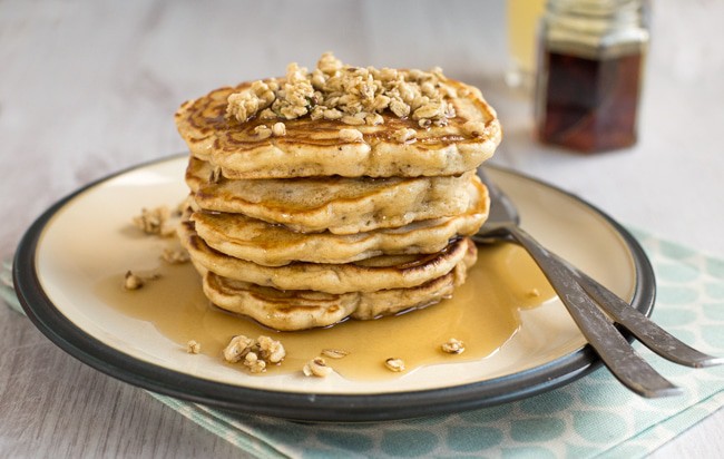 Granola pancakes