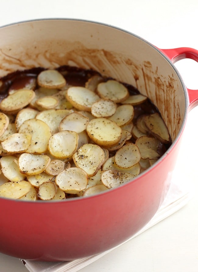 Vegetarian sausage hotpot